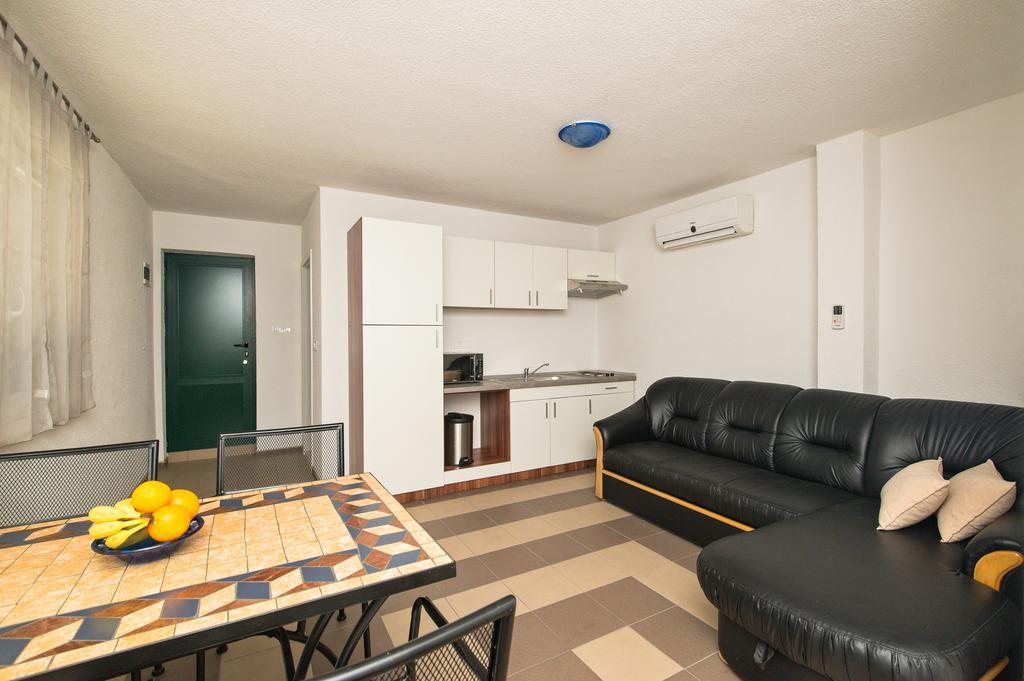 Apartment Afrika Μακάρσκα Εξωτερικό φωτογραφία